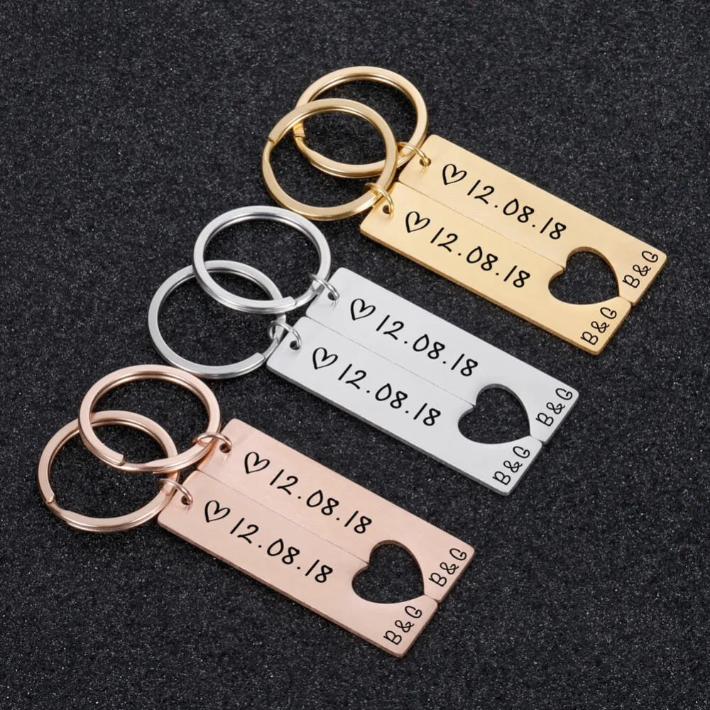 keychain-date-couple-1