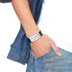 Men&rsquo;s Personalised Leather Bracelet - Photo 4