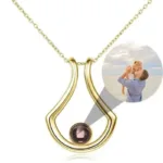 necklace-with-photo-projection-3-1
