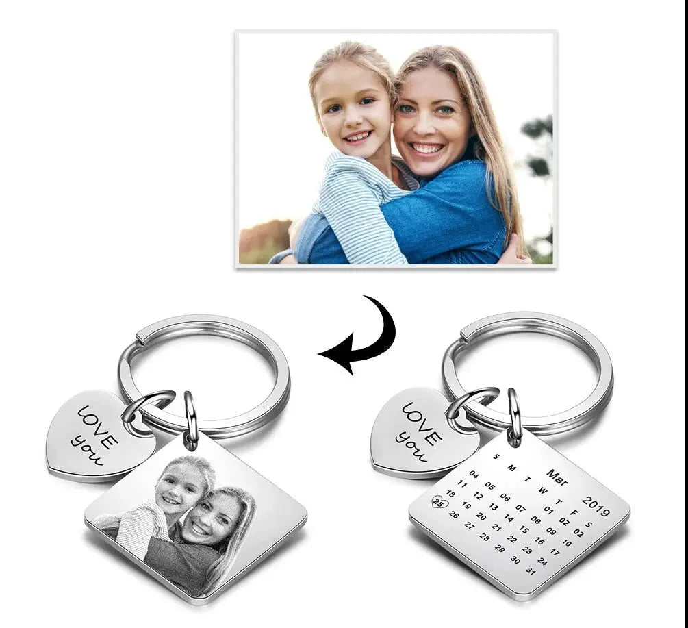 Personalised Calendar Keyring - Photo 1