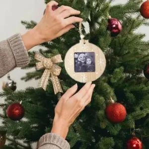 personalised-christmas-bauble-with-photo-1