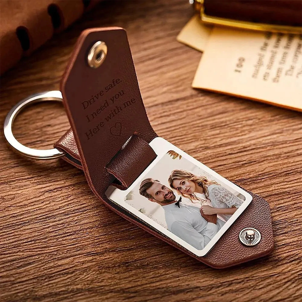 Personalised Leather Keyring - Photo 1