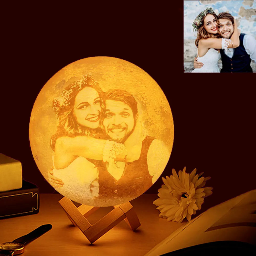 Personalised Moon Lamp - Photo 1