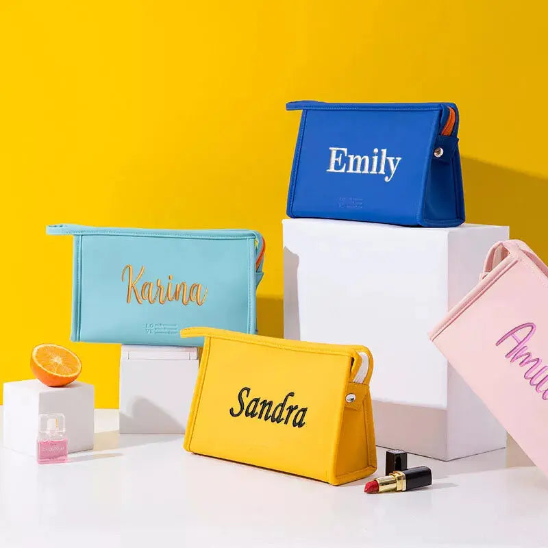 personalized-toiletry-bag-for-girls-1